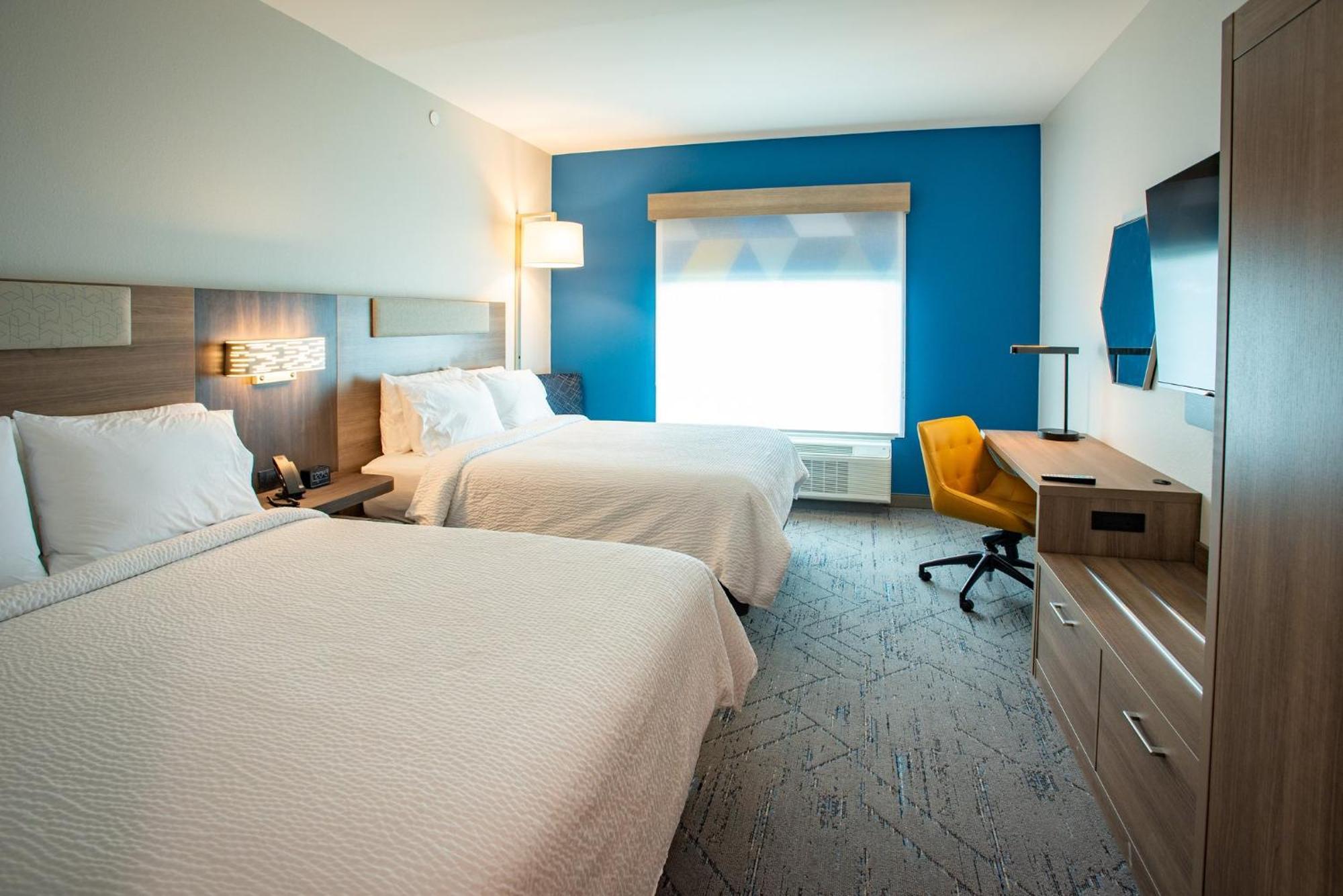 Holiday Inn Express & Suites Pensacola Airport North - I-10 By Ihg Ferry Pass Exteriör bild