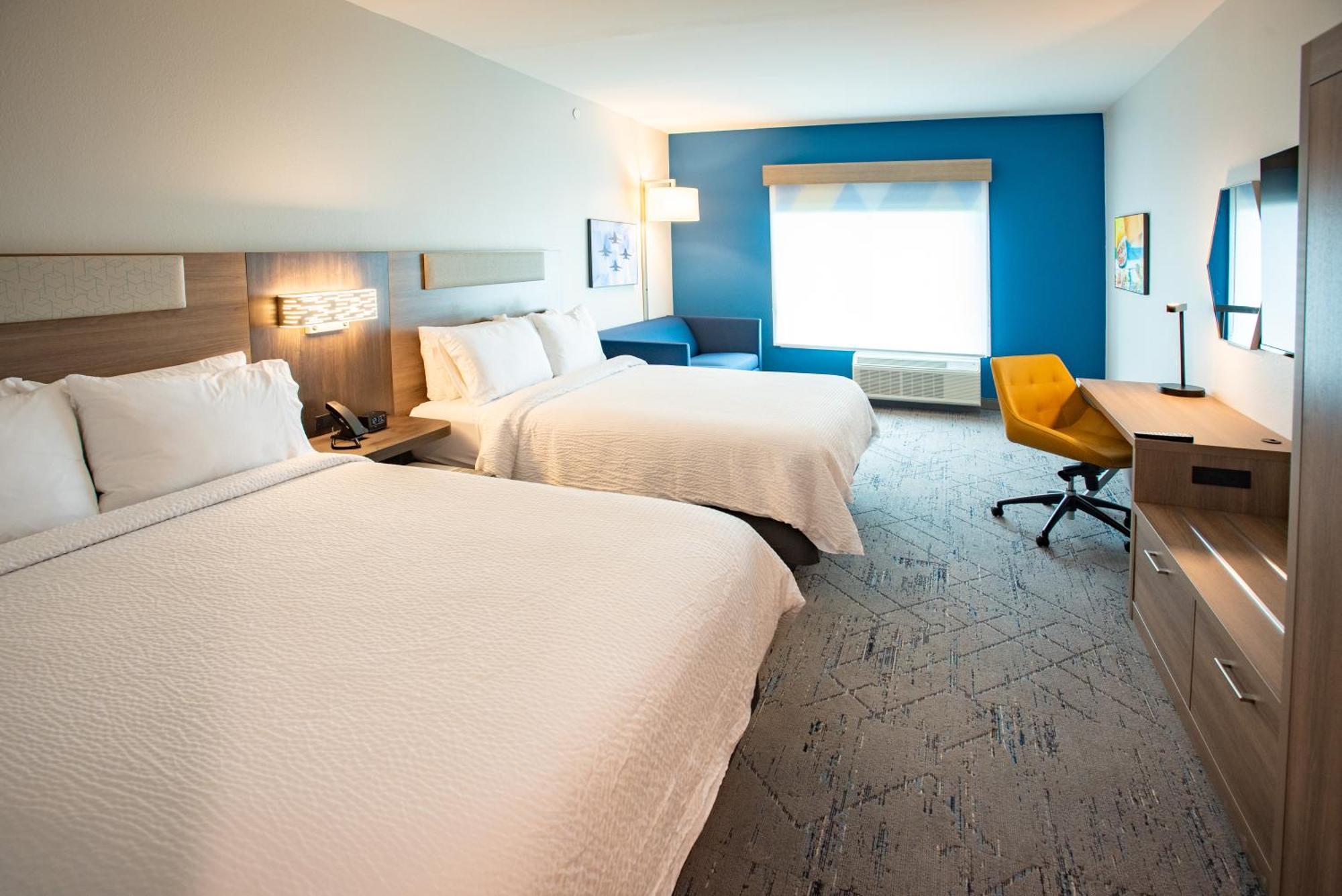 Holiday Inn Express & Suites Pensacola Airport North - I-10 By Ihg Ferry Pass Exteriör bild